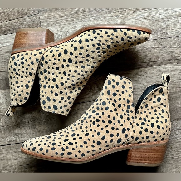 DOLCE VITA Booties leather upper Full Calf hair Genuine suede Easy Slip โฆ - Picture 6 of 11